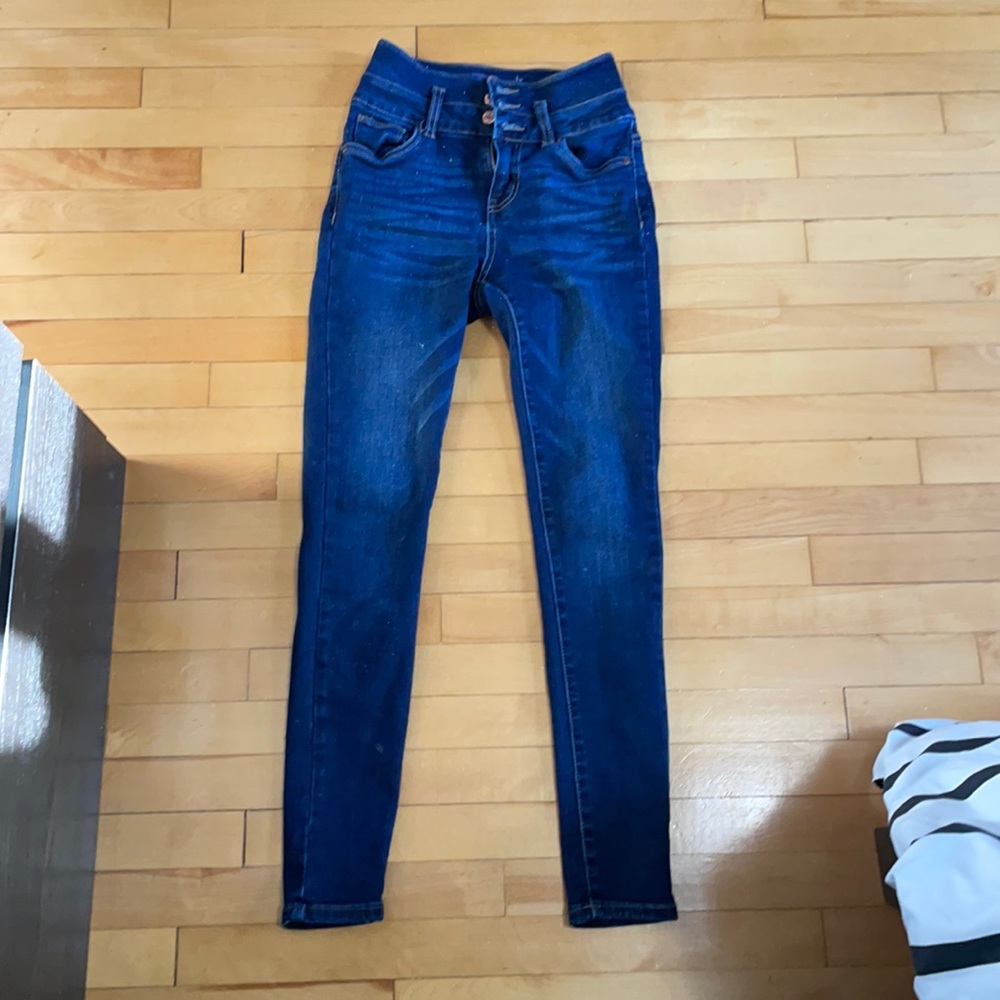 Dark blue Jeans